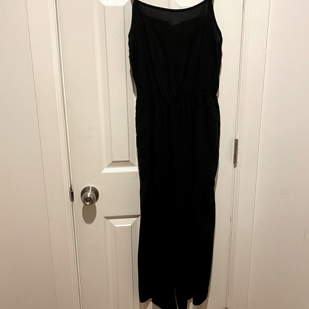 Jumpsuit, from Gap, size M, in Black